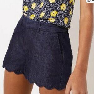 LOFT Dark Denim Scalloped Hem Shorts Size 10